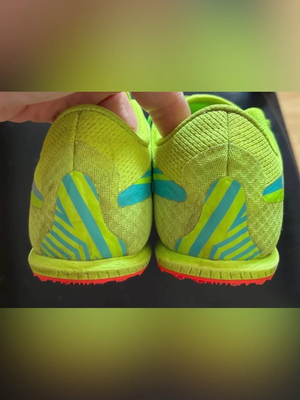 New Balance XC Seven v4 cross-country racing shoe spikes Pixel Green / Cyber Jad